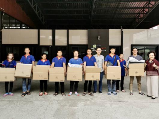 Iemkasikit Co., Ltd. gives computers to employees for education purpose in their families